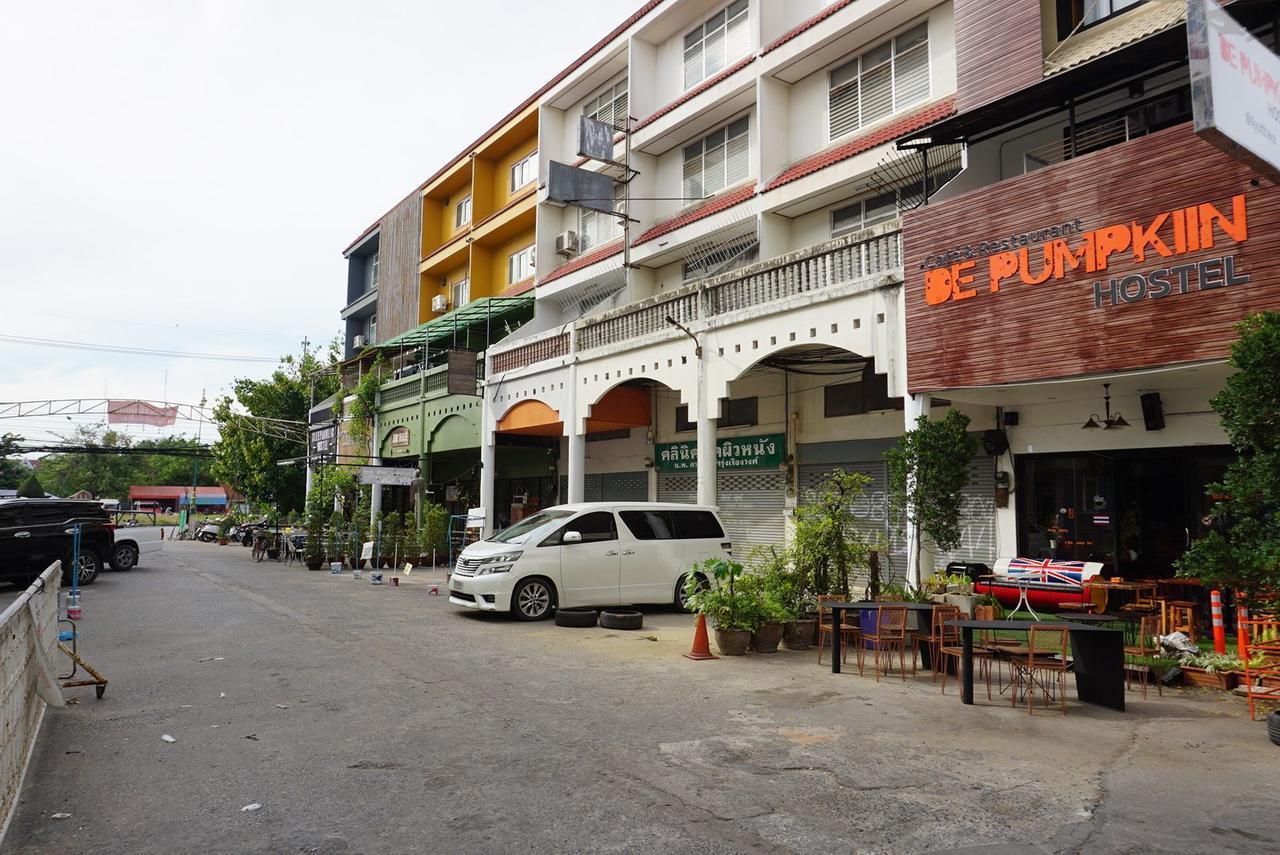 De Pumpkiin Hostel Phra Nakhon Si Ayutthaya Exterior photo